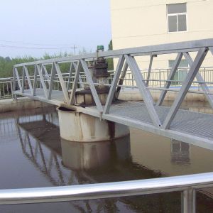 污泥池沉淀刮泥機裝置中心傳動刮泥機設備介紹